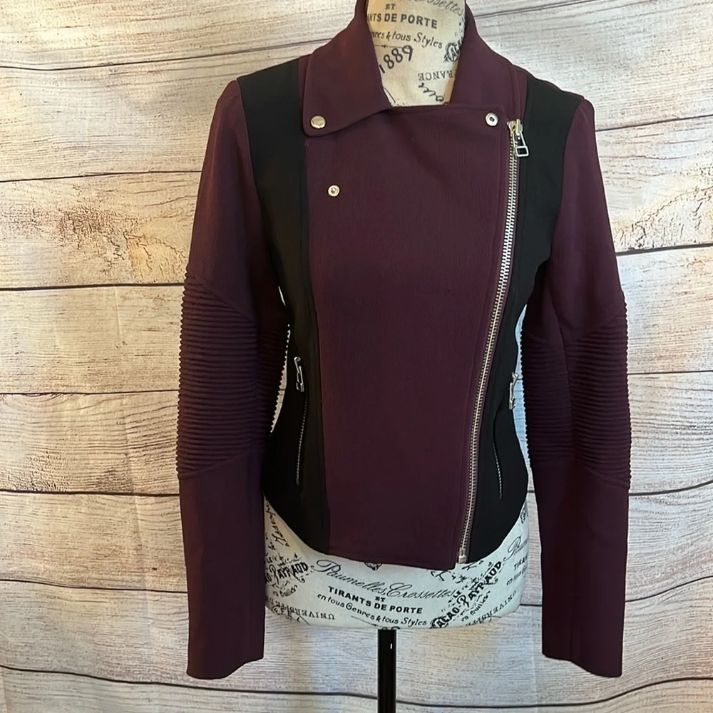 Wilfred Aritzia Montesson Moto Jacket Blazer Zipper Details Size 2 Crepe Wine